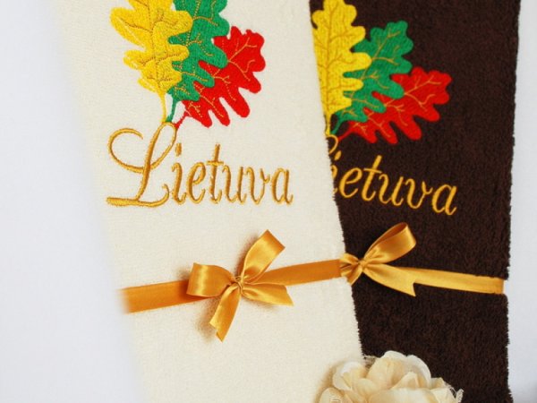 Lietuva - Ąžuolo trispalvė - Siuvinėtas rankšluostis 2