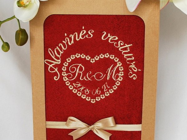 Dovana alavinių vestuvių proga - Needlework