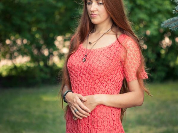 Koralinė suknelė 2