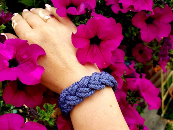 Nerta mėlyna apyrankė - Bracelets