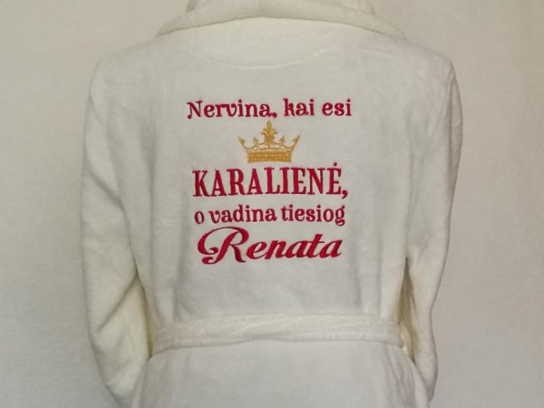 Vardinis siuvinėtas chalatas Renatai - Needlework