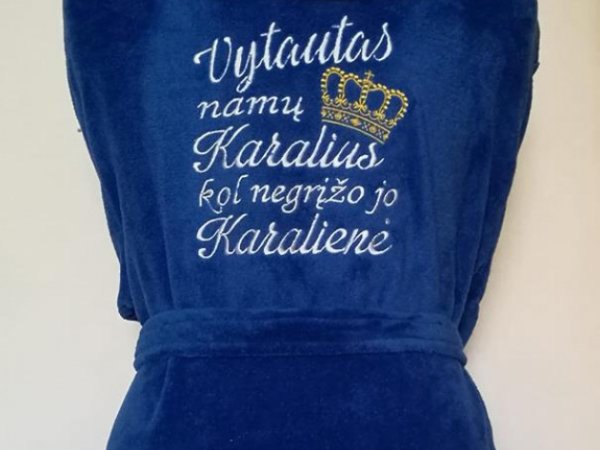 Chalatas namų karaliui - Needlework