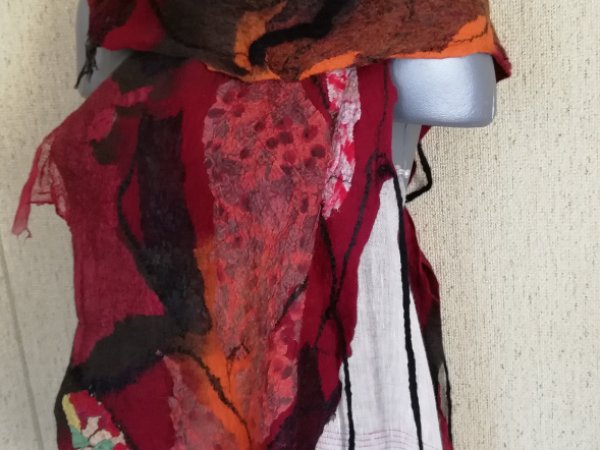 Veltas šalikas "Kitoks" 1