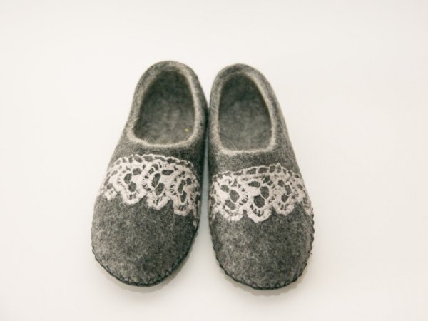 Veltos šlepetės "Nėriniuotos" - Shoes & slippers