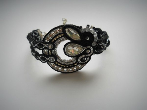 sutažo apyrankė "Žiema" - Soutache