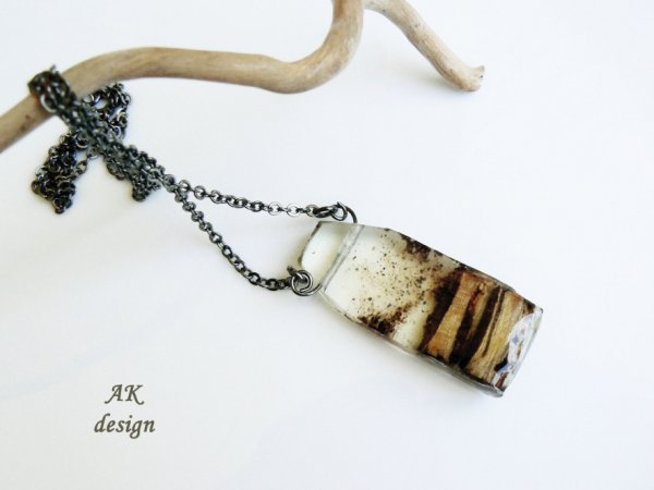 In the tree center - Neck pendants