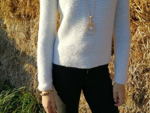 Balta, balta kur darais :) - Sweaters & jackets