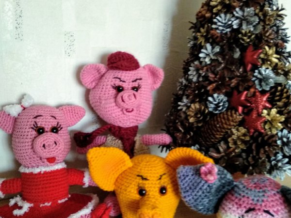Kiaulytės 2019 - Dolls & toys