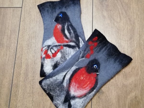 Veltos riešinės "Sniegenos" - Wristlets