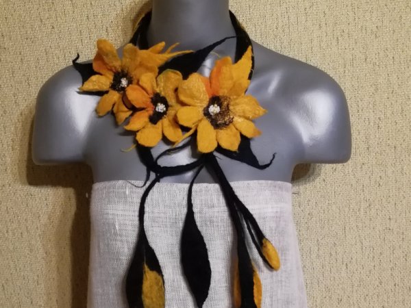 Veltas papuošalas "Audra" iš 2019 metų kolekcijos - Necklaces
