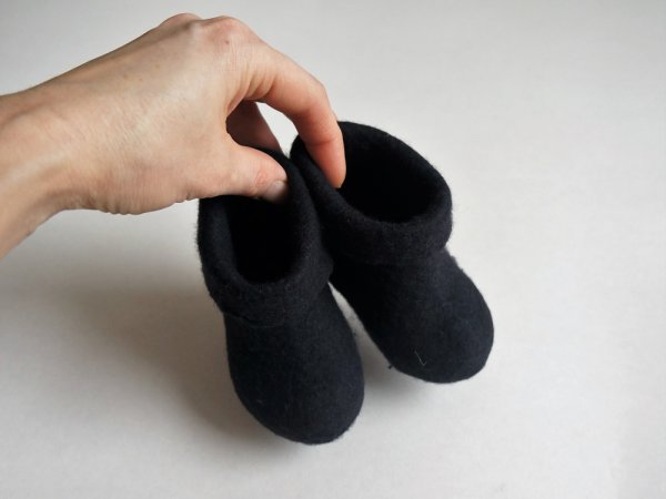 17 d. Juoduliukai tapukai kūdikiui - Shoes & slippers