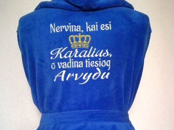 Chalatas Arvydui - Siuvinėjimas