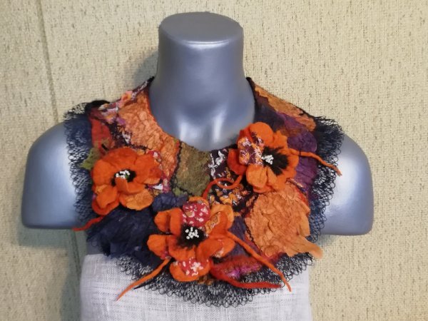 Veltas papuošalas "Barbora" - Necklaces