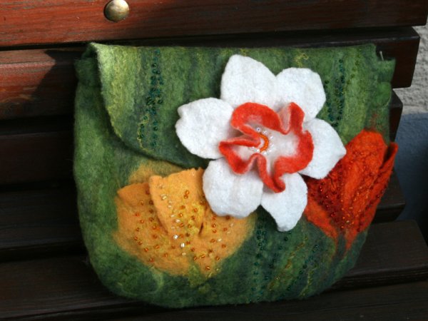 Velta kosmetinė ,,SAULĖS BUČINIAI ,, - Handbags & wallets
