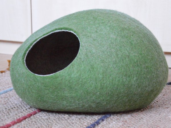 Olive green color pet bed 2
