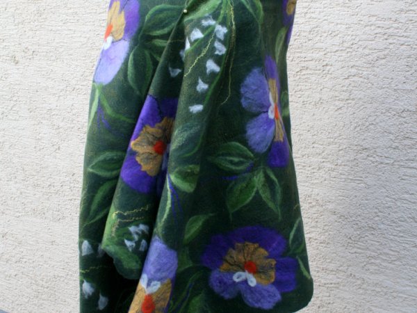 Veltas  šalikas ,, KONVALIJOS IR NAŠLAITĖS ,, - Scarves & shawls