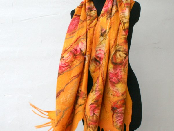 Veltas  šalikas ,, SAULĖTASIS,, - Scarves & shawls