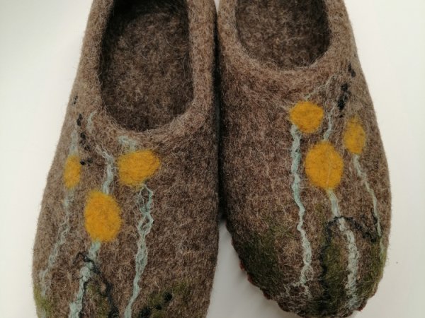 "Pavasario belaukiant" - Shoes & slippers