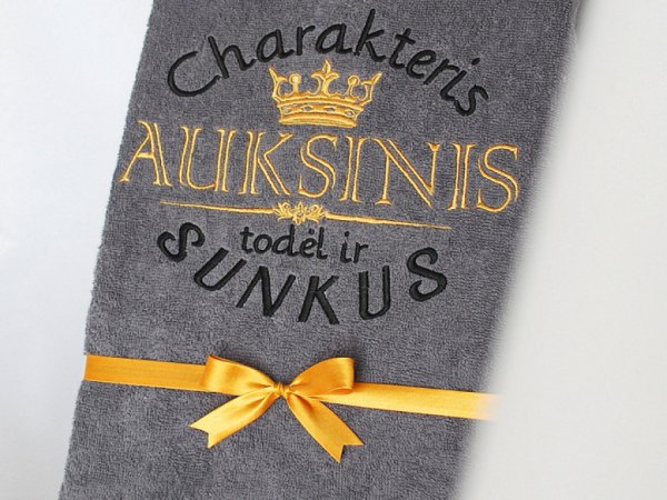 Siuvinėtas chalatas - Auksinis charakteris 2