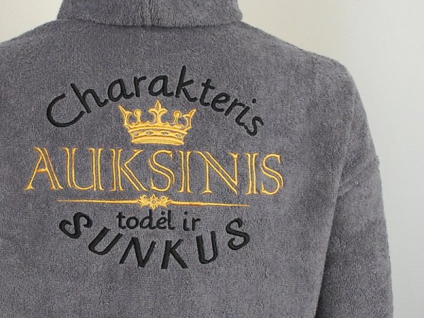 Siuvinėtas chalatas - Auksinis charakteris 1