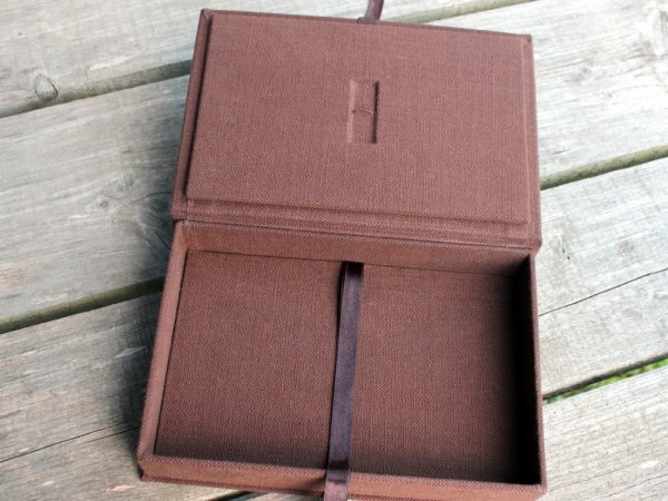 usb ir nuotraukų dėžutė "šokoladinė" 2