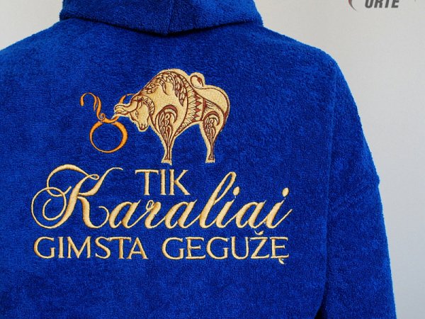 Siuvinėti medvilniniai chalatai - Tik Karaliai gimsta gegužę 1