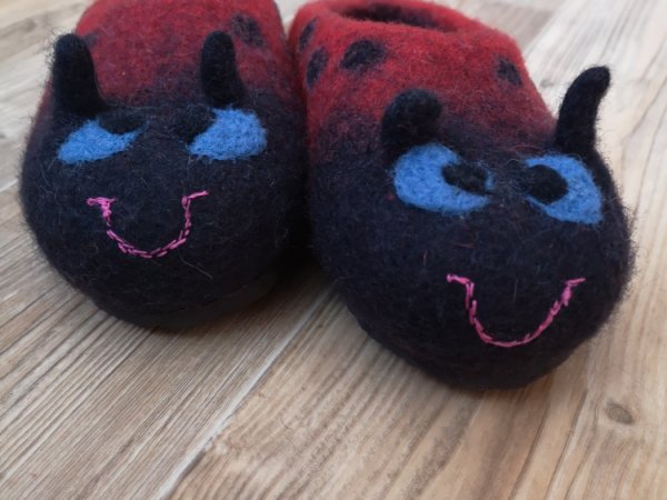 Vaikiškos "Boružėlės" - Shoes & slippers