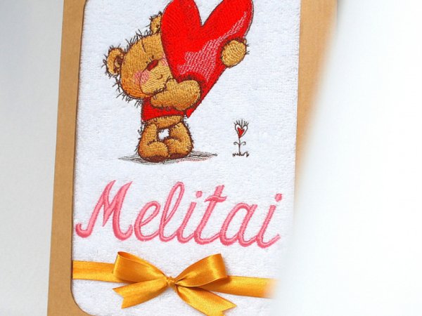 Medvilninis siuvinėtas rankšluostis mergaitei - Needlework