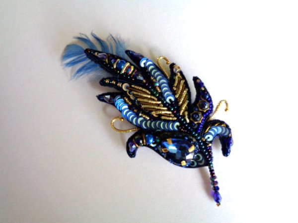 Plunksnelė - Brooches