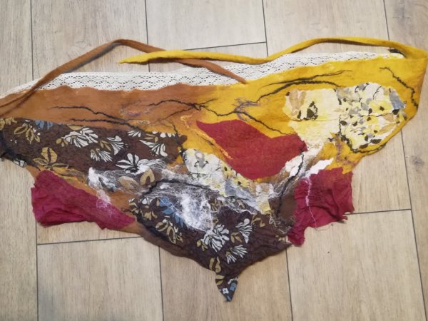 Veltas boho stiliaus šalikėlis 2