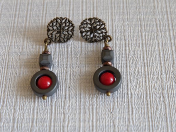 Set - Hematite & Coral Necklace & Earrings ... 3
