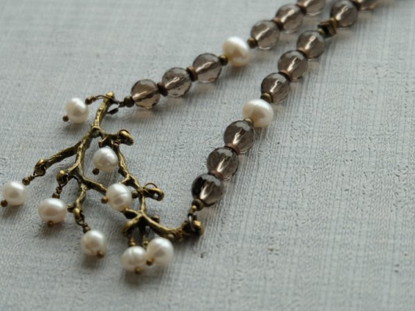 Smoky quartz and freshwater pearl necklace ... 2