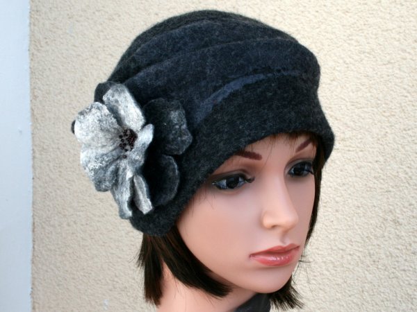 Velta kepuraitė ,,PILKA AGUONA ,, - Hats