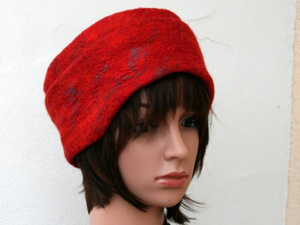 Velta kepuraitė ,,ŽARA ,, - Hats