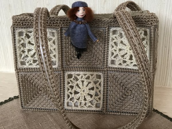 sagė, Pilkoji dama - Dolls & toys