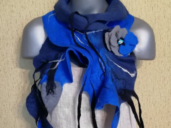 Veltas šalikas su sage "Mėlynumas" - Scarves & shawls
