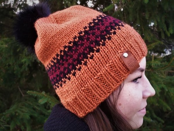 Oranžinė kepurė - Hats