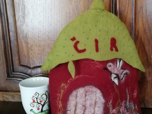 Veltas šildukas arbatinukui - puodeliui"Na pagauk " 2
