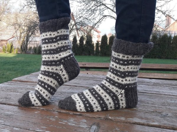 Dryžuotos vilnonės kojinės 2