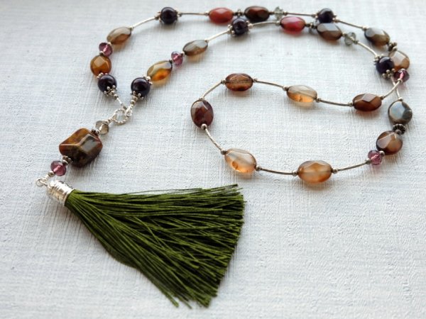  Long necklace with agate and silk tassel 2