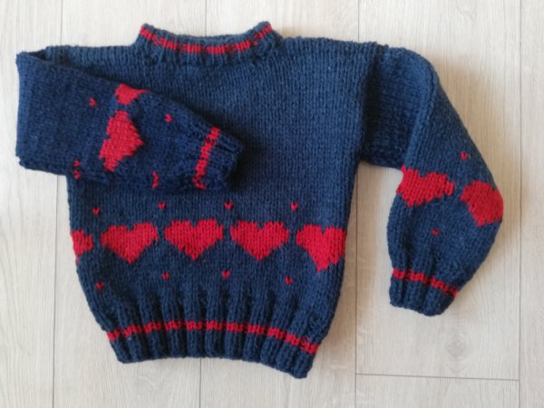 Megztukas su širdelėmis - Children clothes