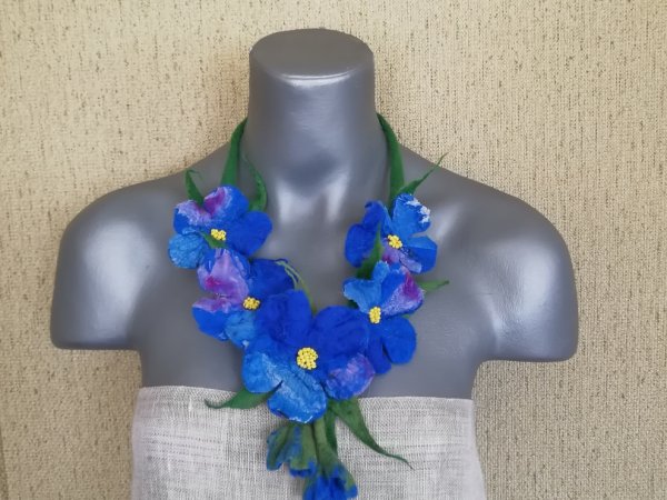 Veltas papuošalas "Pavasario kvapas2" - Necklaces