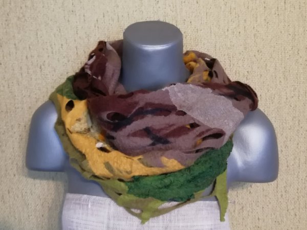 Veltas snodas - Scarves & shawls