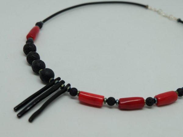 Necklace made of lava and coral - Necklace