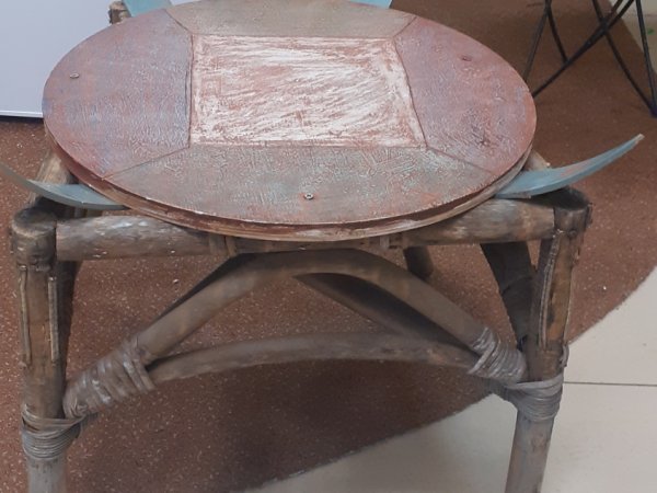 Lotos staliukas - For interior