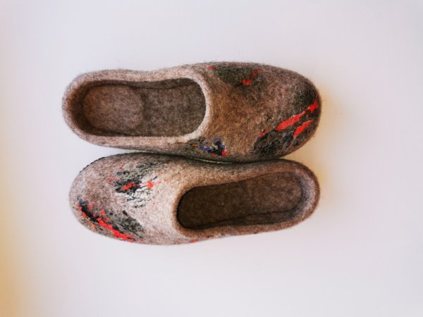 Truputi kitokios - Shoes & slippers