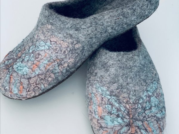 Nematomi drugeliai - Shoes & slippers