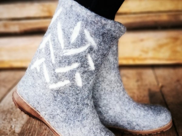 Baltos juostos - Shoes & slippers
