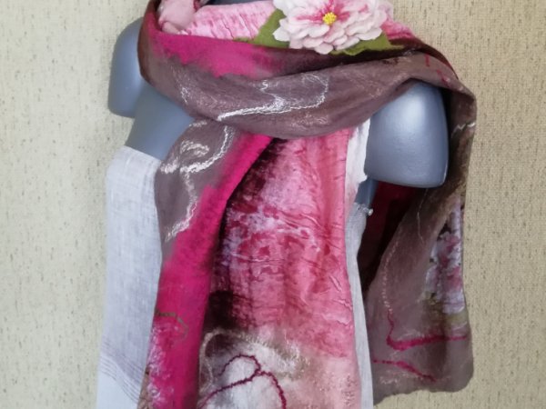 Veltas šalis "Sodų žydėjimas kitaip" 2