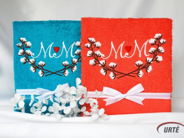 Dovana medvilninių vestuvių proga - medvilninių siuvinėtų rankšluosčių komplektas - Needlework